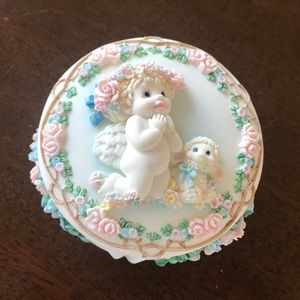 Dreamsicle Music Box Porcelain Jewlery Box NIB 📦